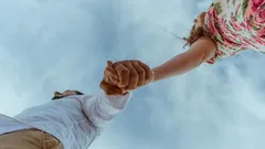 Žádná romantika: Psychologové odhalili, co ve skutečnosti drží vztahy pohromadě