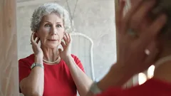 V jakém věku lidé začínají prudce stárnout? Vědci přišli s překvapivou odpovědí