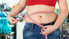 Trenér prozradil, jak po čtyřicítce získat ploché břicho – stačí jen 7 minut každé ráno